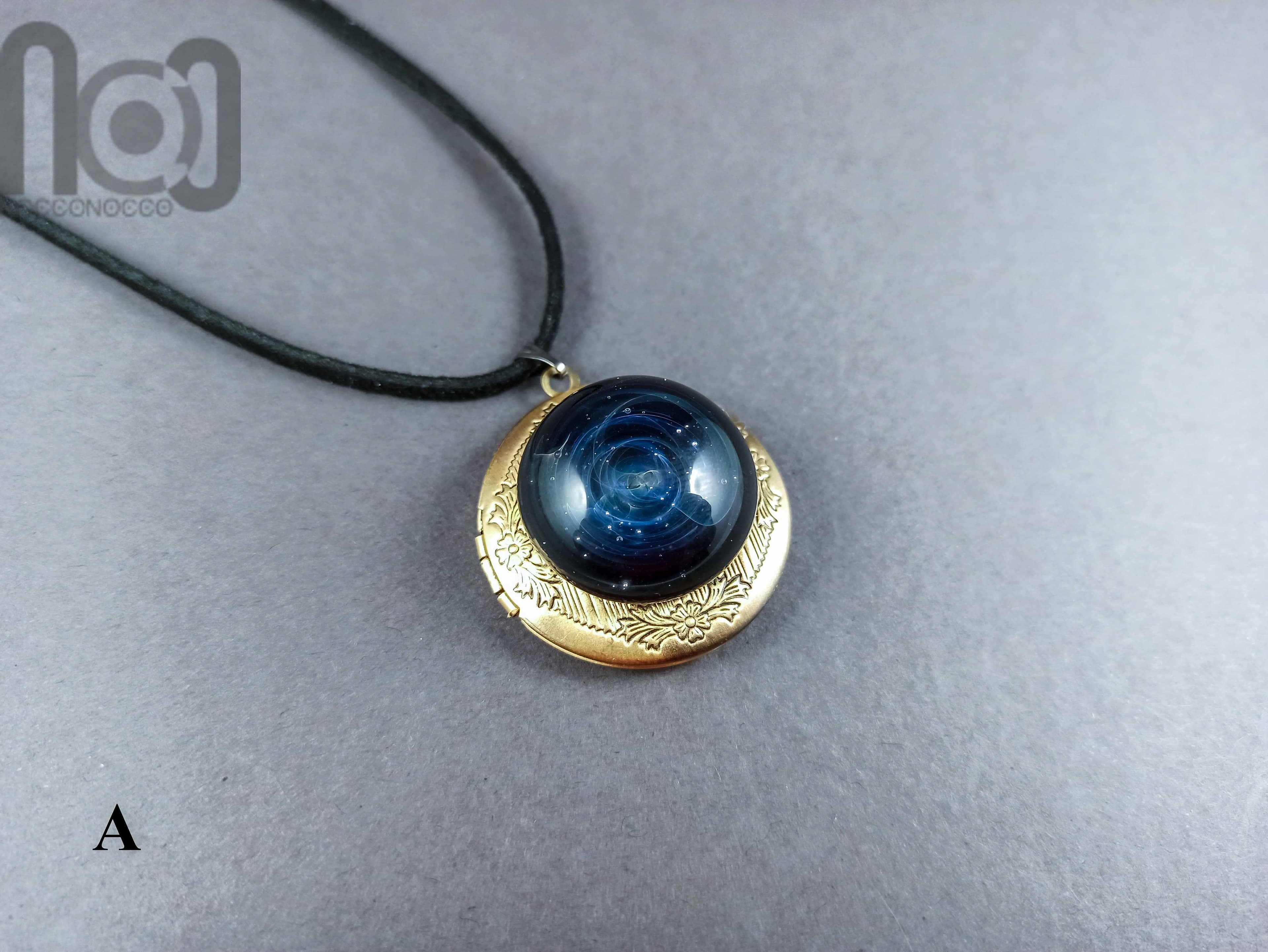 Glass Galaxy Photo Locket Pendant — handmade borosilicate glass by NoccoNocco, detail view 3 of 4, made in Greece
