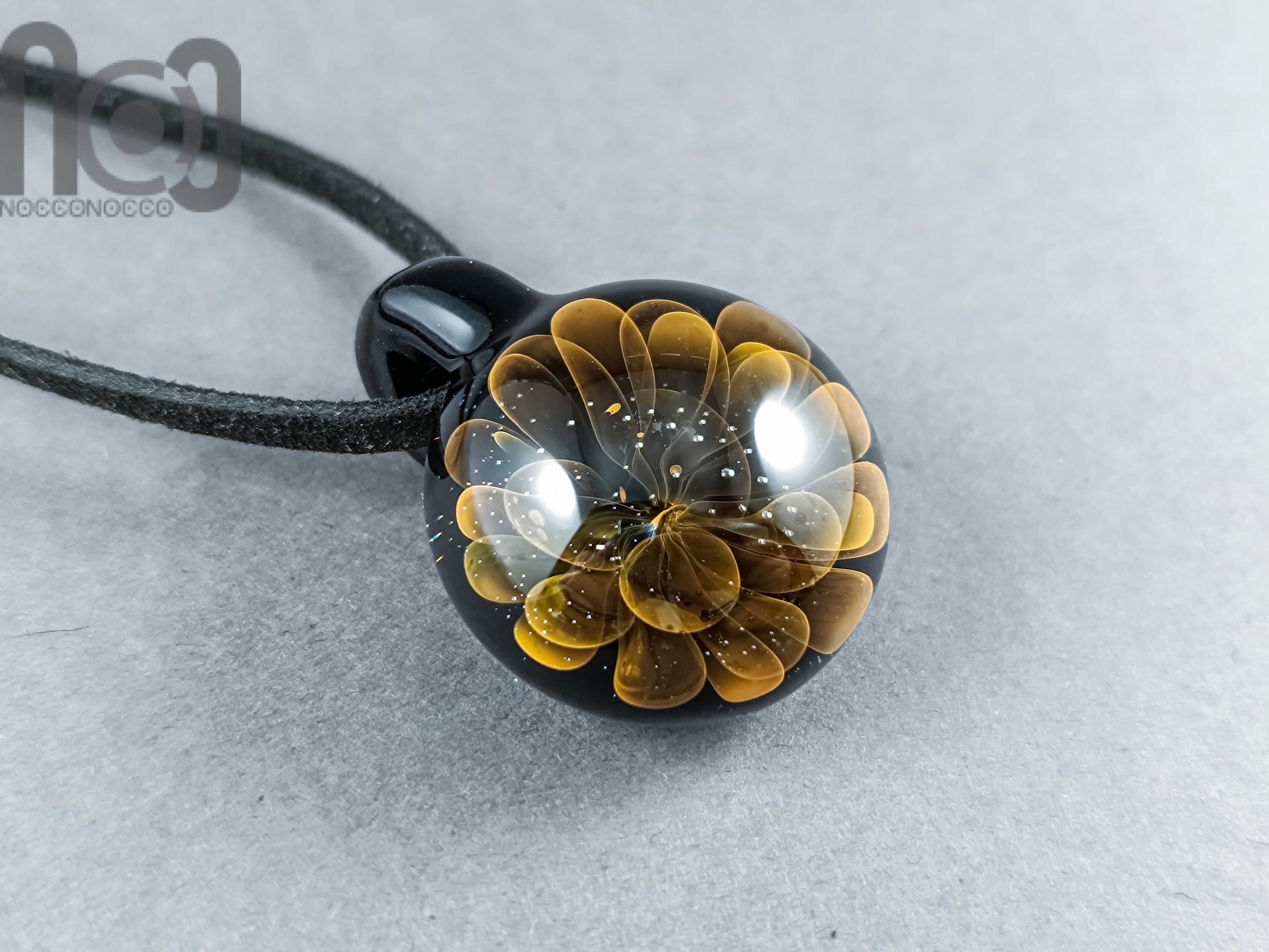 Gold Fumed Floral Pendant, v320 — handmade borosilicate glass by NoccoNocco, detail view 2 of 3, made in Greece