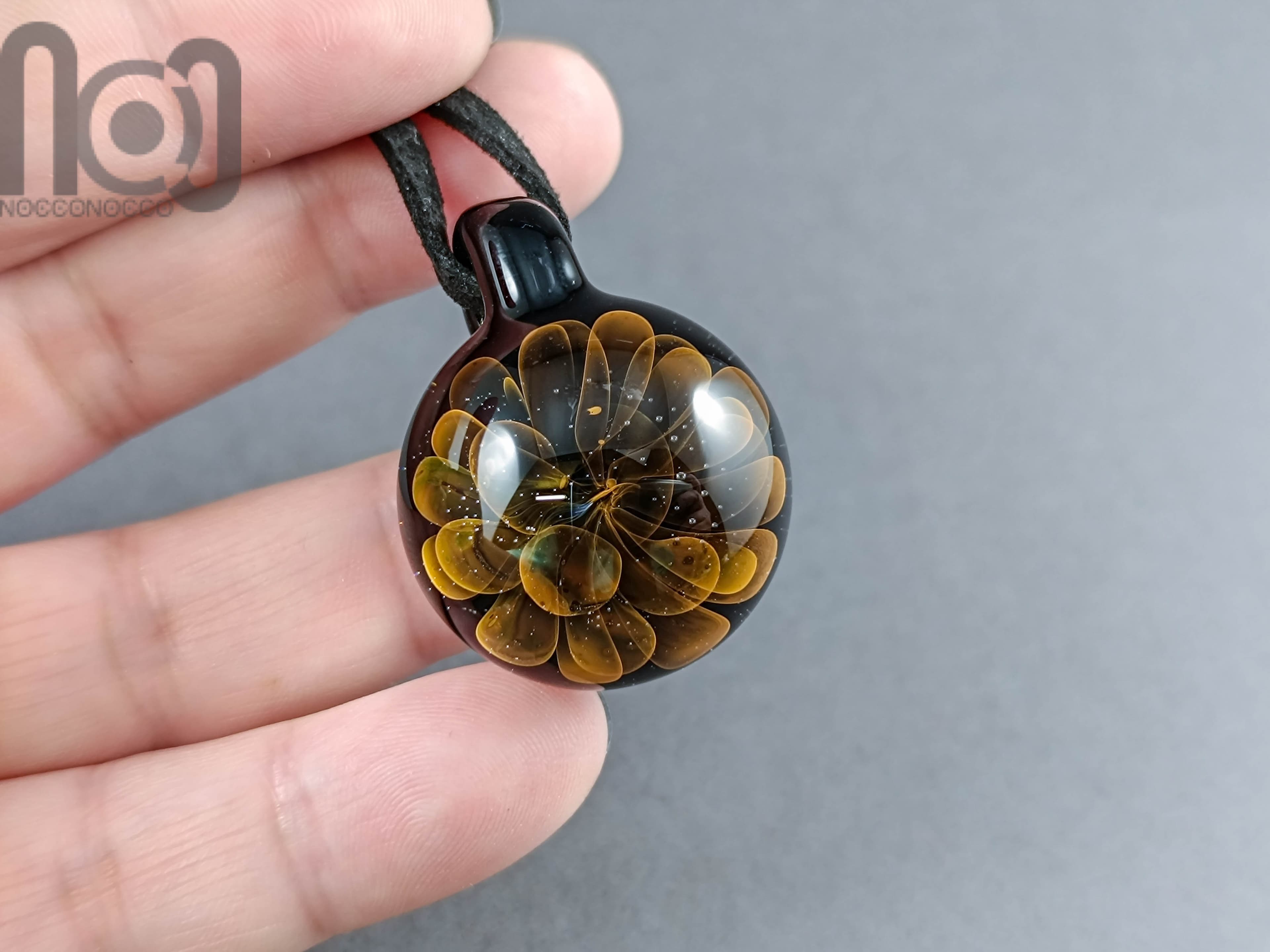 Gold Fumed Floral Pendant, v320 — handmade borosilicate glass by NoccoNocco, detail view 3 of 3, made in Greece
