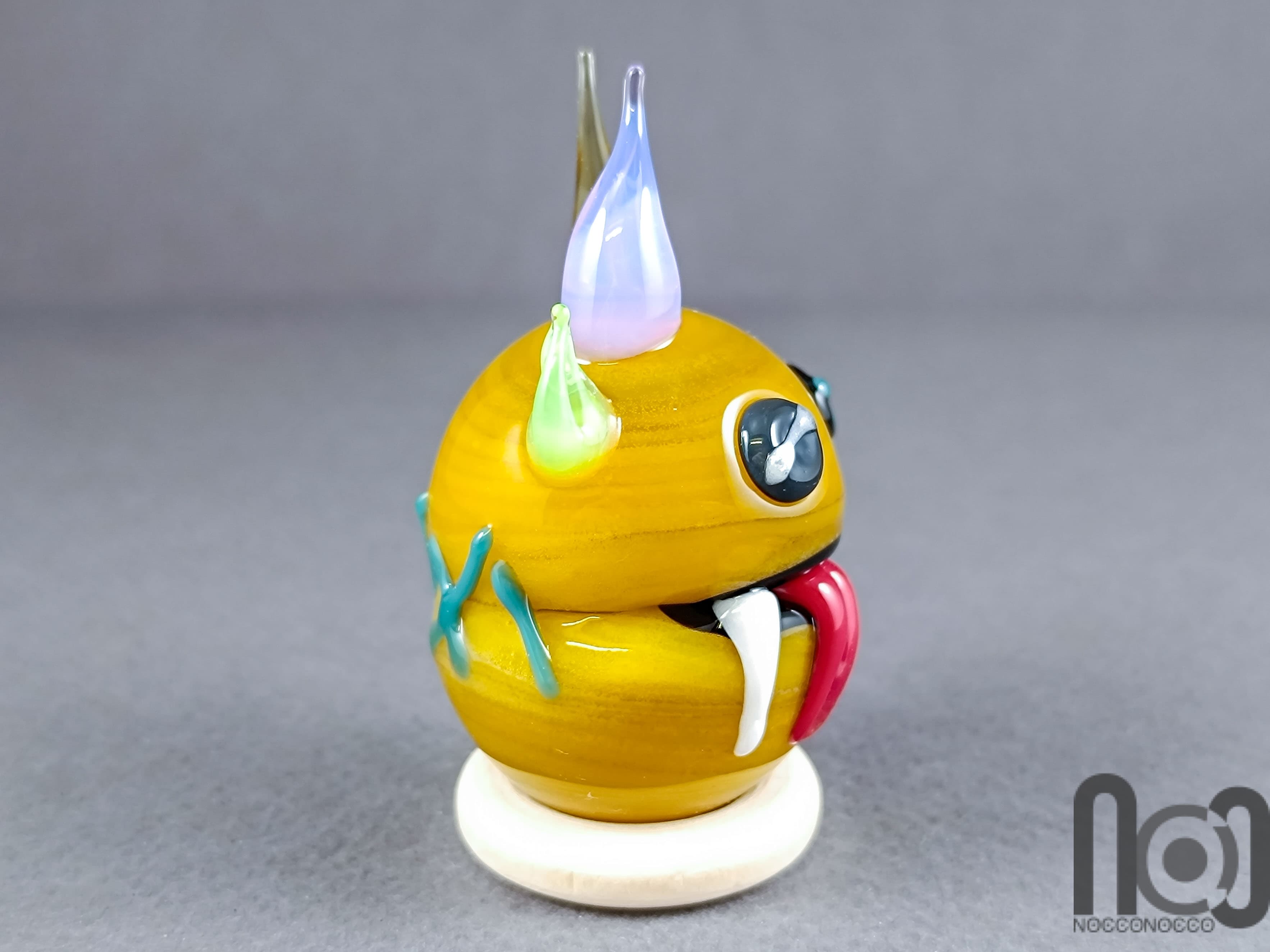 Handmade Glass Monster Marble – Yellow Edition, v599 — handmade borosilicate glass by NoccoNocco, detail view 2 of 5, made in Greece